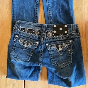 Miss Me Boot Leg Jeans Size 25, like new condition